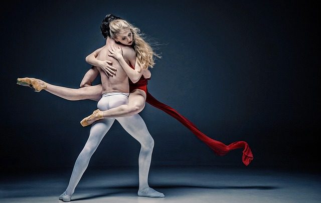 La distinzione tra balletto, danza lirica e jazz