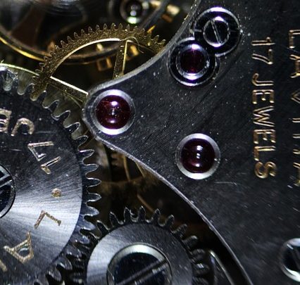 Ingranaggi di registrazione abitativa che ti servono per creare il tuo studio per orsi