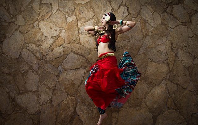 L'elegante passato storico della danza araba