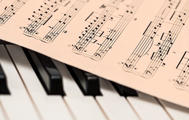 Semplicemente l'eccellente sorteggio per raccontare ai tuoi anni formativi di pianoforte senza pagare un centesimo