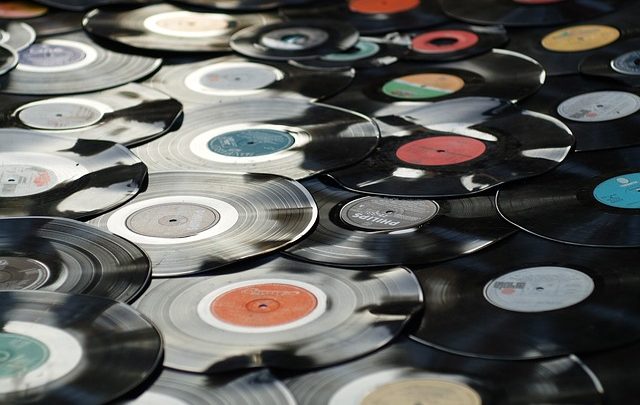 Perché forse potresti distaccarti Spendi in considerazione Preservare i tuoi album di musica vintage