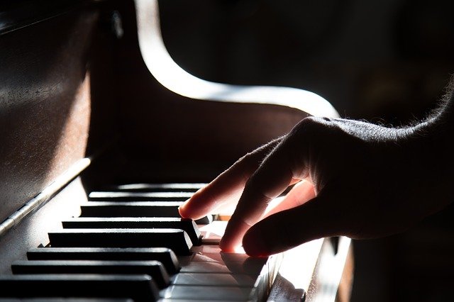 Il pianoforte può essere invecchiato come strumento a percussione?